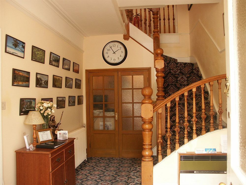 הורלי Gatwick Turret Guest House מראה חיצוני תמונה